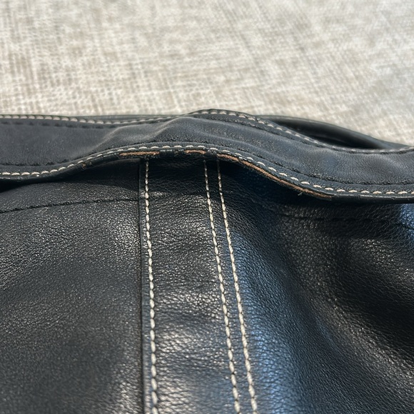 Coach Black leather hobo shoulder bag with white stitching - Picture 7 of 7